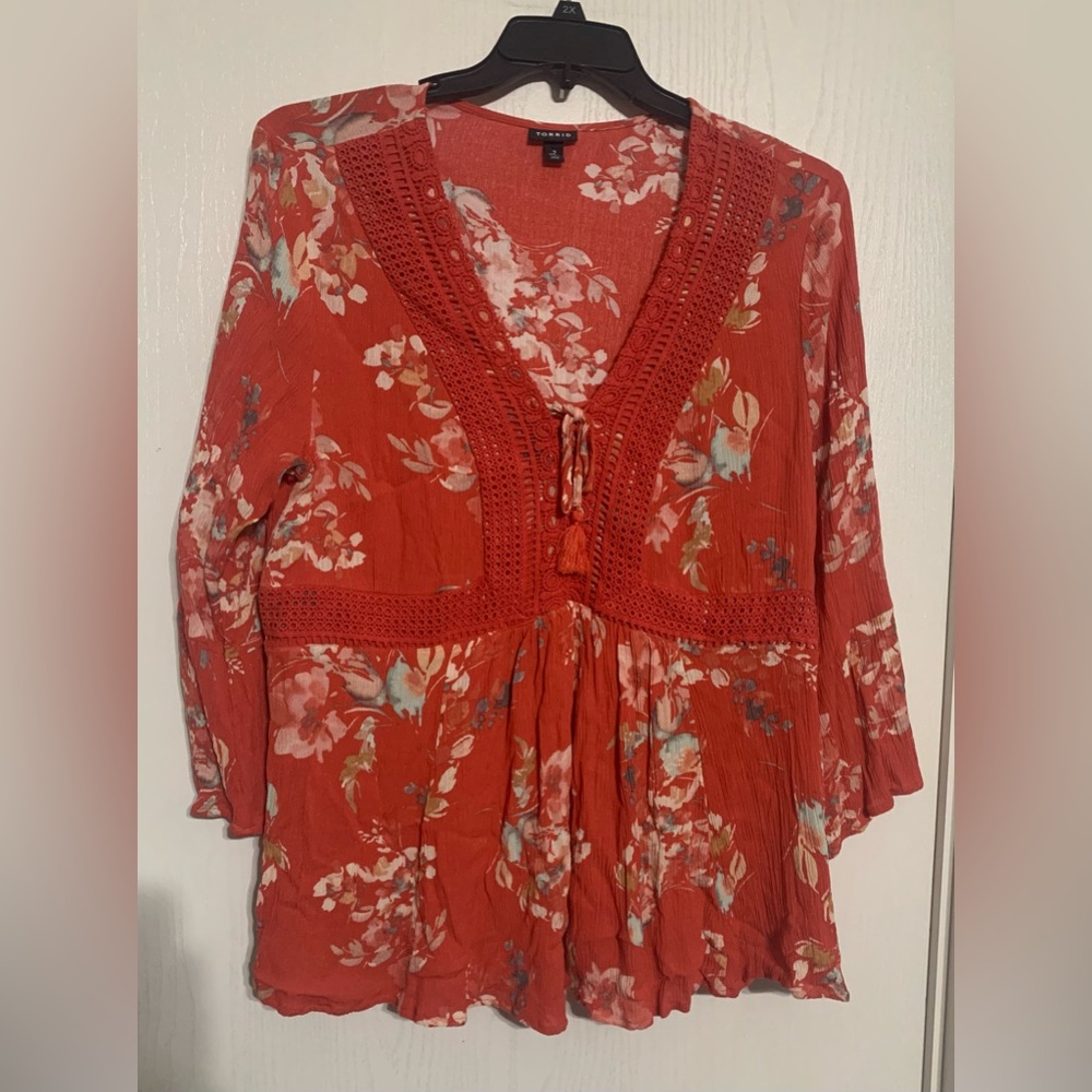 Torrid Floral Babydoll Top Blouse - Picture 2 of 4